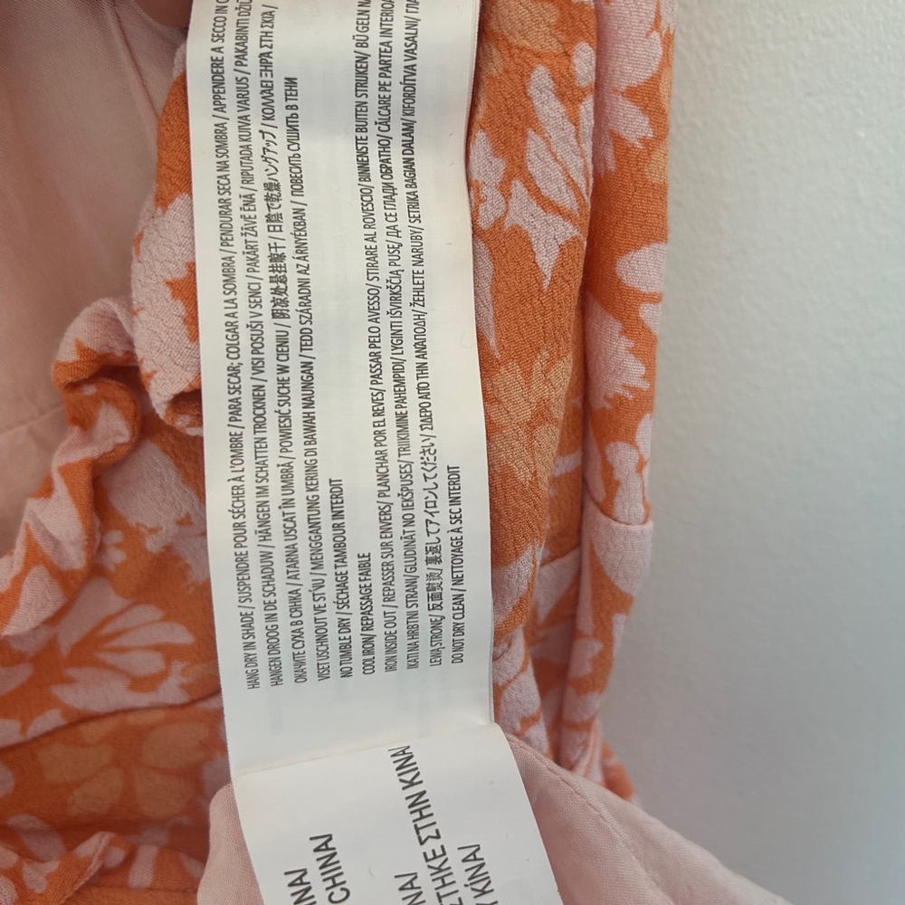 MINKPINK Aurora Marli Midi Dress Size Medium Floral Wrap A-Line - Picture 16 of 16